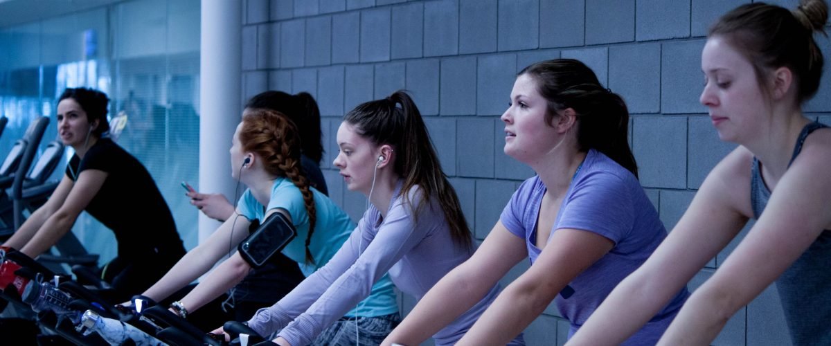 De 4 mooiste plekken om te fietsen op een hometrainer