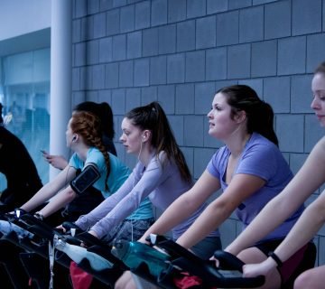 De 4 mooiste plekken om te fietsen op een hometrainer